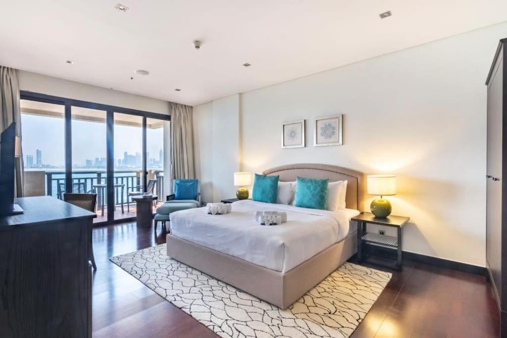Marvelous Private Beach Apartment In Palm Dubai Within Anantara 5 Star Resort Екстериор снимка