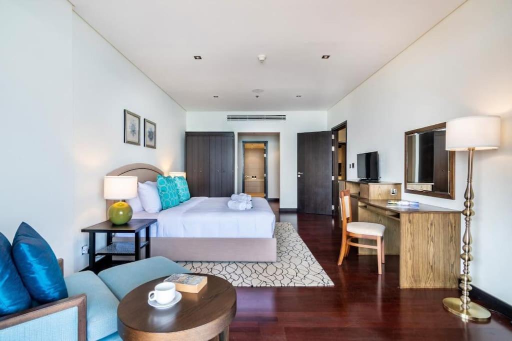 Marvelous Private Beach Apartment In Palm Dubai Within Anantara 5 Star Resort Екстериор снимка